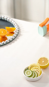 Ice Cube TrayIce MakerOne Hand Press Ice-Tray Mold with HandleOneHand De-Icing Press IceTray Mold