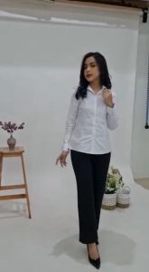 Kemeja Putih Wanita Lengan Panjang Pendek Blouse Putih Kemeja Kerja Wanita Atasan Putih Hitam Polos