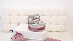 Large-Capacity Dutch Velvet Vertical Cosmetic Organizer Travel Makeup Bag with Brush Holder RH2506W