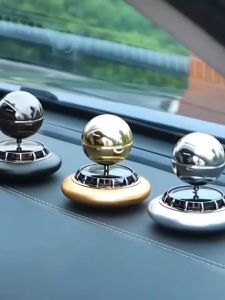 Quả Bóng Năng Lượng Mặt Trời Sáp Thơm Tự Xoay để taplo bàn làm việc