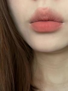 AKF Lip Mud M01 Pure Desire Cinnamon Red Tea Oolong Peach Low-key Natural Look Lipstick Matte Finish Normal Size Beauty Tool