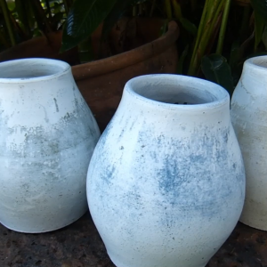 แจกันดินเผาทรงไหปากตัดจิ๋ว (18 x 23 cm)