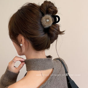 Elegant Small Size Plush Hair Clip Womens Shark Clamp Hair Accessories Stylish Hair Grips Fashionable Hairpins for Parties