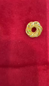 Poh Heng Jewellery 22K Aura Petal Earrings in Yellow Gold[Price by weight]