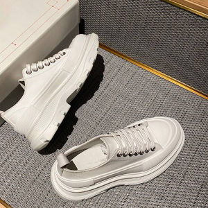 รองเท้าผ้าใบหัวกว้างพื้นหนาสำหรับผู้หญิงไซส์ใหญ่ รองเท้าลำลองสไตล์ปารีส รองเท้ากีฬาหัวกว้าง รองเท้าผ้าใบแบบสวมหัวกลม