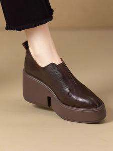Womens Thick Bottom Slip-On Pumps Deep Mouth Leather Shoes Anti-Slip Fashionable Spring Autumn Vintage Style Height Increasing Platform Shoes