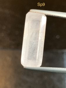 Sp9. พลอยแซฟไฟร์ อาฟริกา เผาใหม่ น้ำหนัก 12.05 กะรัต ขนาด 20x8x6 มม.