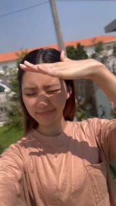 หนังสือเสริมความสวยครีมกันแดดหนุ่มกรรชัย Hone Hybrid Sunscreen SPF50+ PA++ 40ml