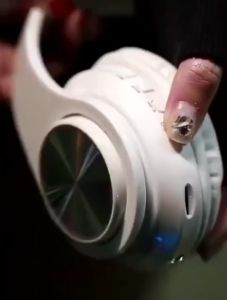 Ultimate Guide to Bluetooth Gaming Headphones & Wireless Over-Ear Headsets