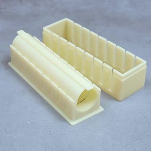 Khuôn nhựa làm cơm cuộn sushi kimbap hình tròn hình vuông trái tim BEAU4