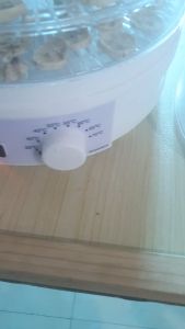 Máy sấy thực phẩm gia đình sấy khô siêu nhanh sấy hoa quả thịt cá tôm mực cực tiện