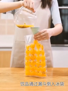 10PCS Plastic Disposable Ice-Making Bags Ice/DIY Creative Cube Freezing Maker/Self-Seal Ice-making Mold for Juice Drink