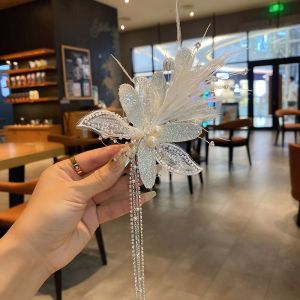 Elegant Crystal Pearl Feather Lace Trim Hairpin for Bridal Updo Performance Tassel Hair Clip Photo Prop Fashionable Hair Accessories