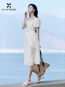 XIANGYING | Đầm Ôm Tay Bồng Cổ Tròn Màu Trắng