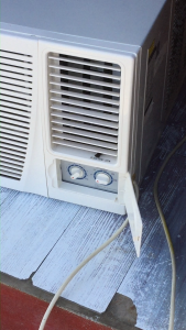 GE 1.0HP Window Type Air Conditioner AEV09KP (Preloved)
