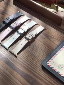 Genuine Leather Watch Straps for Apple Watch 8 7 6 SE 5 4 Butterfly Buckle Watchband 38/40/41mm 42/44/45/49mm for iWatch Ultra 2