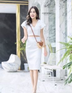 P005-008 PIMNADACLOSET - V Neck Short Puff Sleeve White Pretty CropTop Long Skirt Set