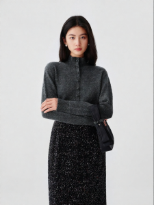 Koradior | Wool Cashmere Blend Half High Neck Knitwear