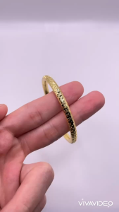 Vòng tay titan có khóa gài hình lưỡi gà chạm khắc kí hiệu họa tiết bền màu Lắc tay chất liệu bằng titan không phai màu