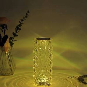 คริสตัลกุหลาบ โคมไฟตั้งโต๊ะห้องนอน โคมไฟข้างเตียง LED ไฟกลางคืน ขนาดเล็ก ของขวัญ แสงโรแมนติก สร้างบรรยากาศ พร้อมส่ง