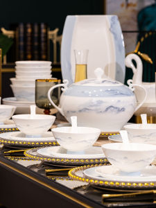 Single Product Bowl and Dish Suit For Home 2024 New Arrival Jingdezhen Bowl and Chopsticks Accessible Luxury Chinese Style Fancy Tableware Set Bowl Plate Tableware