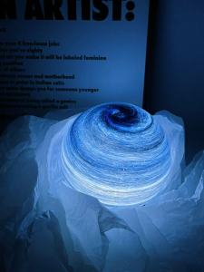 Đèn Cầu Lông Hình Cầu Bầu Trời Sao Trái Đất Pha Lê Trang Trí Bàn Làm Việc Máy Tính Phong Cách Nhật Bản Quà Tặng Sinh Nhật Cho Nữ