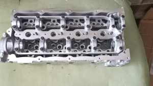 221004A410 CYLINDER HEAD ASSY for HYUNDAI STAREX [REPLACEMENT] Part #22100-4A410