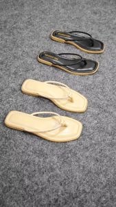 Terbaru SHELLA SANDALS WANITA Sandal Wanita Jepit Blink Kristal Size 36 - 40 Sendal Teplek Flat Cewek // Sandal Terlaris Variasi Kristal COD