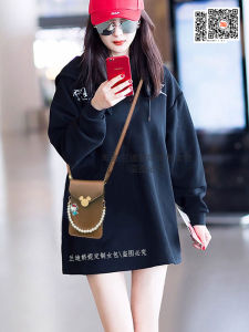 Lightweight Crossbody Phone Bag for Women Stylish Summer 2024 Trendy Walking Single Shoulder Small Bag Korean Style Magnetic Buckle