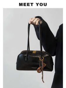 Black Handbag Bowling Bag Womens New 2025 Luxury Minimalist High-End Commuter Boston Bag Fashionable Trendy Single Shoulder Bag