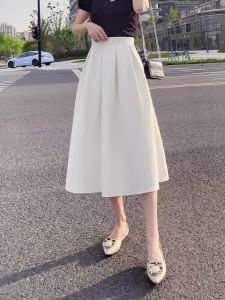 CHÂN VÁY XẾP LY DÁNG DÀI CHẤT VẢI TUYẾT MƯA  2 MÀU ĐEN 1 lớp  TRẮNG 2 lớp  LÊN DÁNG CỰC ĐẸP