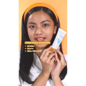 Hanasui Collagen Water Sunscreen SPF 30 - Ringan & Mencerahkan Kulit 30gr