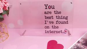 You Are the Best Thing Ive Ever Found on the Internet Picture Frame Couples Picture Frame Acrylic Relationship Photo Frame Wedding Gifts for Couple Husband Wife for 4 x 6 Inch Photo