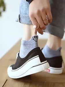Kaos Kaki Katun Pendek Wanita Mata Kaki Warna Motif Smile Emoticon 35-41 Ankle Socks JCKK309