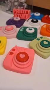 3D Instax-Style Polaroid-Inspired Photo Keychain Clickable Camera button Fidget