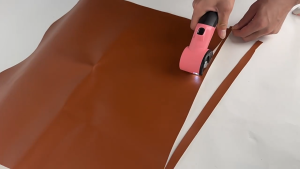 Electric Rotary Cutter for Fabric Carpet Leather Trimming Electric Cloth Cutter Rotary Shears