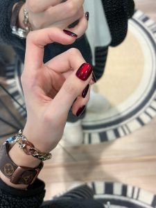 Red Glass Bead Nail Art Wearing False Nails New Year Bright Color Series Easy to Wear Nail Tips Oonas Choice OC029