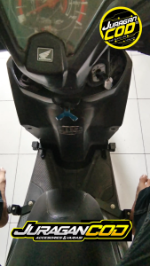 Footstep / Pijakan Kaki Tengah Honda Beat FI Sporty 2017-2019 slim flatbar Fullset Siap Pakai\nFootstep / Pijakan Kaki Tengah Honda Beat FI old 2012-2016 slim flatbar Fullset Siap Pakai