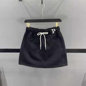 DVDK | Elastic High Waist A-Line Skirt