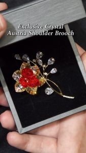 Sv Premium Exclusive Crystal Austria Shoulder Brooch Kerongsang Tudung Flora High Quality Flower Hijab Pin With Gift Box