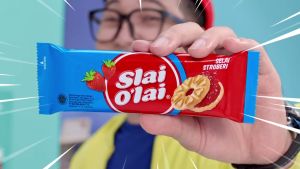SLAI OLAI Roma Biskuit Sachet 32gr isi 4 Slai O’lai Blueberry Strawberry Nanas Snack Cemilan Anak Murah Selai Olai
