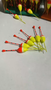 (3 CÁI )Phao câu cá giá cực rẻ  phao kim 3g  phao câu cá { Xả Xả }!!!