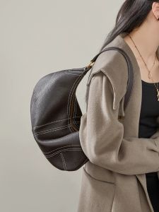 BeeGreen Women Genuine Leather Fashion Crescent Bag Large Capacity Shoulder Bag Elegant Underarm Bag Versatile Sling Bag