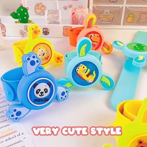 Mosquito Repellent Watches for Kids With LED Light Cartoon Luminous Mosquito Repellent Bracelet Watch Outdoor for Boys Girls Children's Silicone Mosquito Bracelet Watch Random