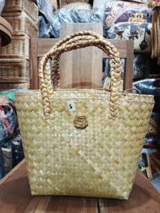 Tas purun 20*30cm - tas jinjing wanita - kerajinan tas anyaman - tas handmade