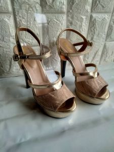 sepatu high heels wanita terbaru tinggi 13cm