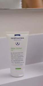 Isispharma Teen Derm Gel 150ml Facial Cleanser Exfoliating Cleansing Gel for Oily Acne Prone Skin