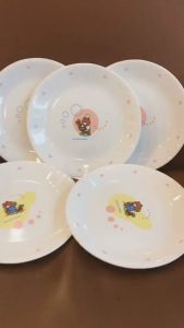 Corelle USA - Chou Trust&Banking - 01 Chiếc Đĩa Cạn Gấu Chăm Chỉ 21cm