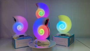 ลำโพงเบสหนัก L39 mini ลำโพงบลูทูธไร้สาย สีสัน บรรยากาศ นาฬิกาไฟกลางคืน รองรับช่องเสียบ AUX / USB / TF / BT / FM ส่งด่วนจากกทม.