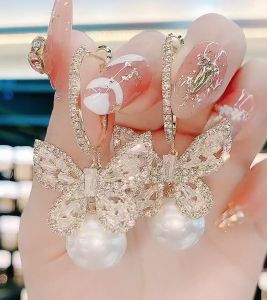 Heavyweight Sparkling Full Zircon Butterfly Knot Pearl Large Earrings Anti-allergy Trendy Fashion Jewelry Accessories